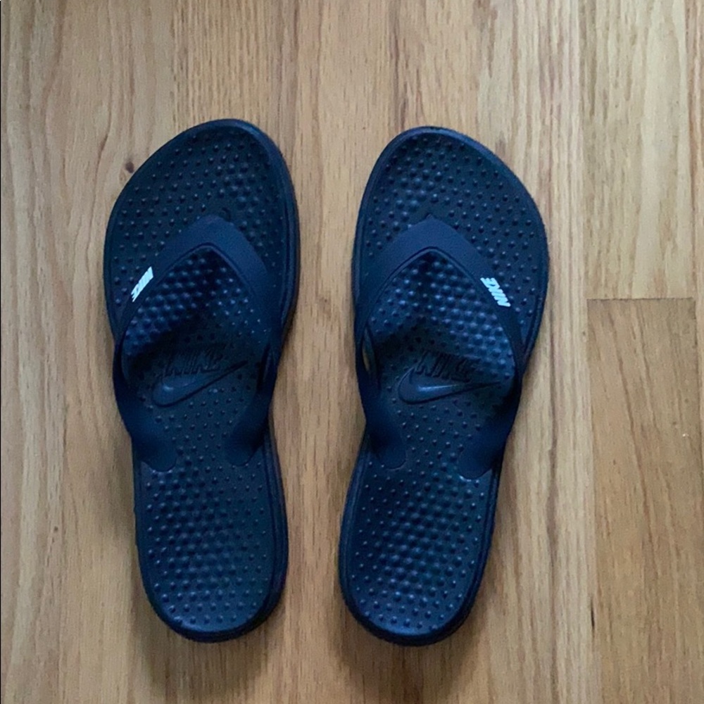 Flip flops